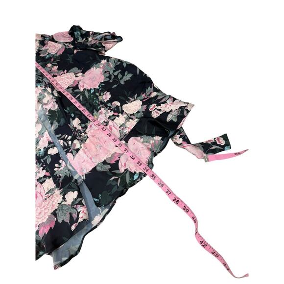 Victoria’s Secret Navy Blue Floral Satin Ruffle Sleeve Short Robe Lingerie M/L - Picture 7 of 7